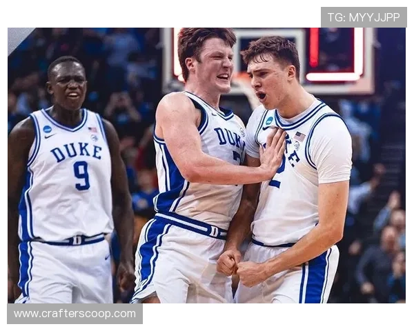 萧华亲临观战 NBA准状元弗拉格砍16+9 杜克大胜中国男篮苦主晋级四强